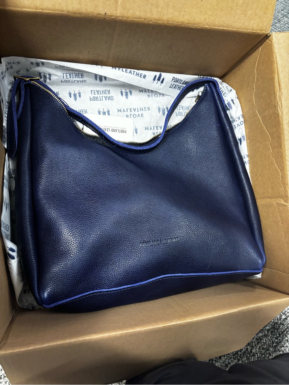 Portland Leather Cobalt Pebbled leather Large Aspen brand new with tags